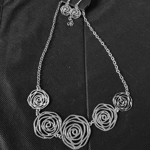 Silver necklace